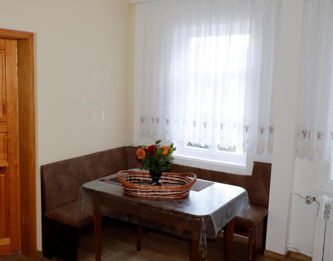 Ferienwohnung Zum Rotem Karpfen Erfurt Ngoại thất bức ảnh