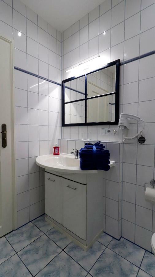 Ferienwohnung Zum Rotem Karpfen Erfurt Ngoại thất bức ảnh